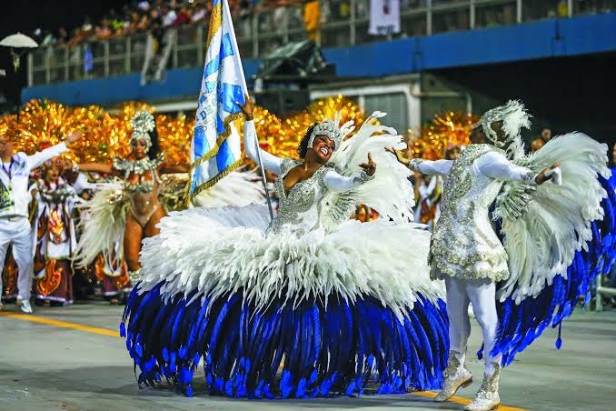 Ingressos para o Sambódromo