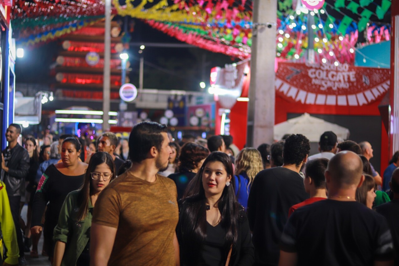 Parque do Povo é um sucesso em plena segunda-feira