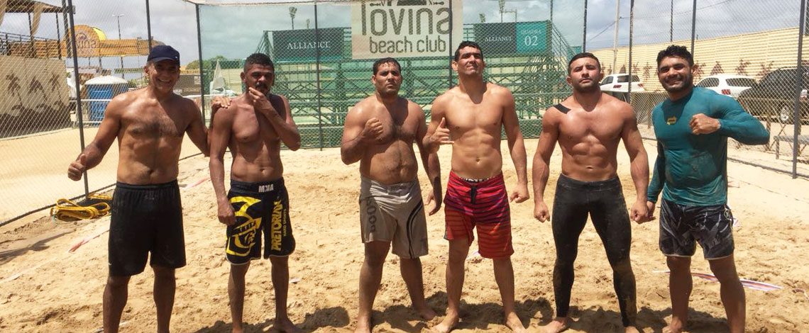 O Lovina Beach Club sedia o III Desafio Rei da Praia de Beach Wrestling