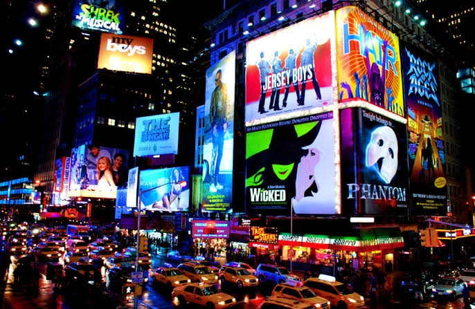 A Broadway vai reabrir!