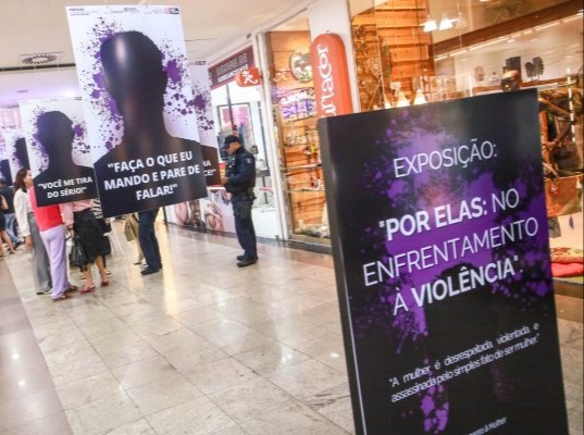 Exposição no Tambiá Shopping